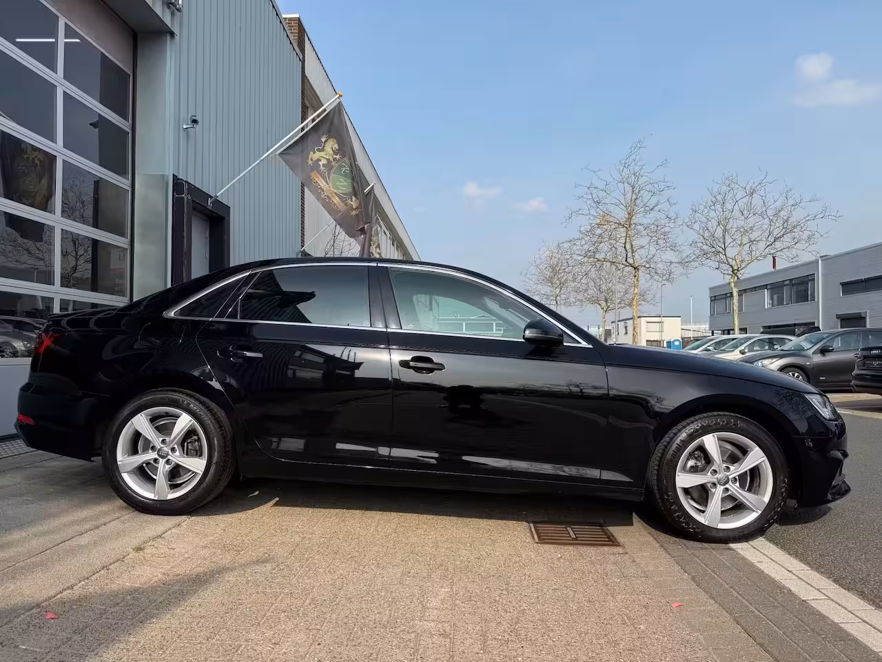 Audi A4 Limousine 35 TFSI Sport AUT ECC/PDC/LED/XENON/LMV18/LEER/NAVI
