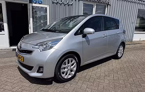 Toyota Verso S 1.3 VVT-i Dynamic