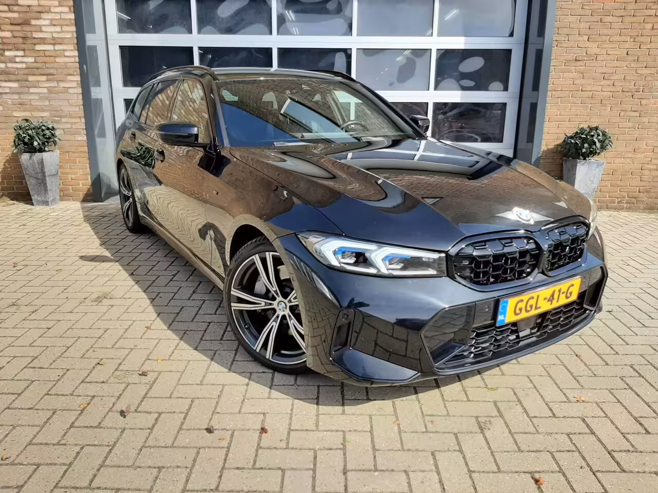 BMW 3-serie Touring 330i M