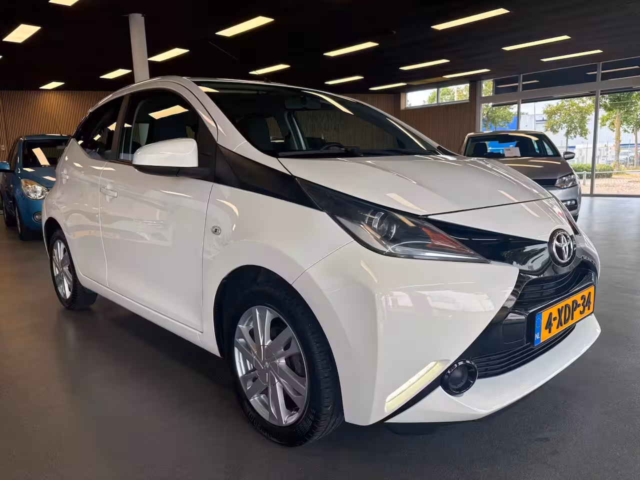 Toyota Aygo 1.0 VVT-i x-play