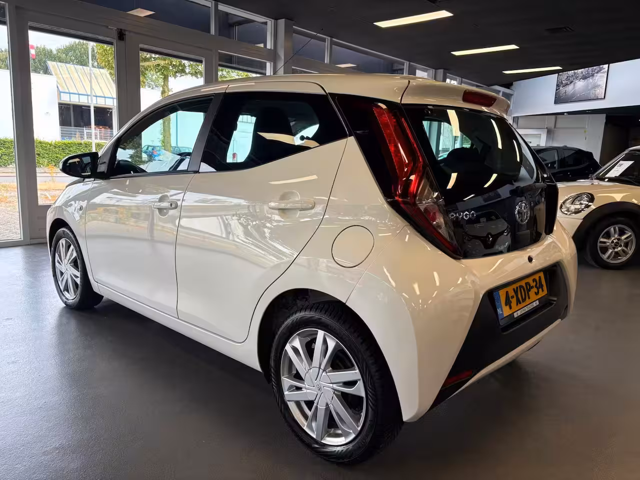 Toyota Aygo 1.0 VVT-i x-play