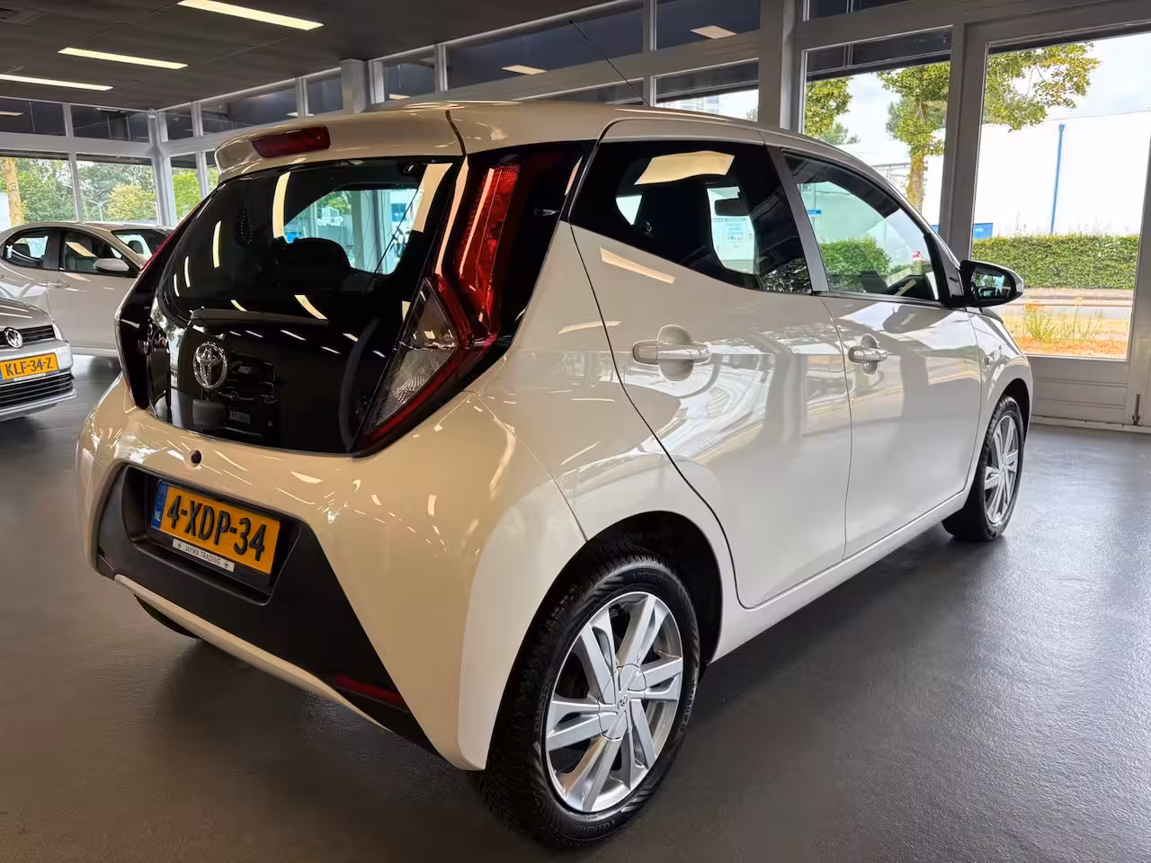 Toyota Aygo 1.0 VVT-i x-play