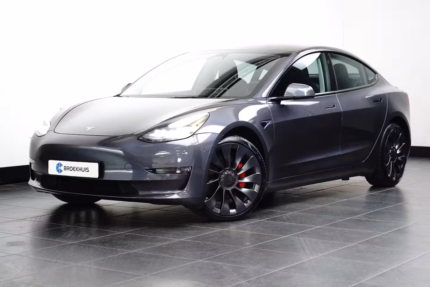 Tesla Model 3 Performance 75KWH AWD | SOH 93, 7% | Pano | Stoel- Stuurverwarming | Elek. Stoelen | Achte