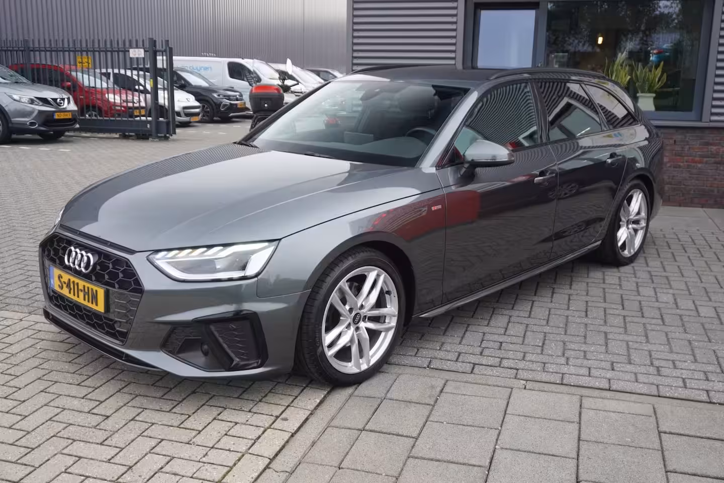 Audi A4 Avant 35 TFSI S edition Competition / Massage / Trekhaak / Virtual dash / Camera