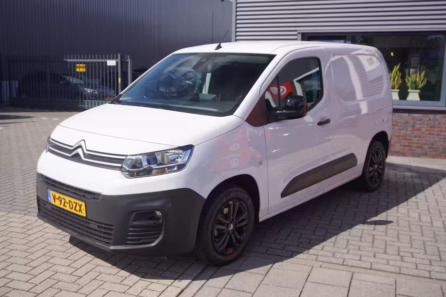 Citroën Berlingo 1.5 BlueHDi 100 S&S L1 / Carplay / Camera / Cruise control