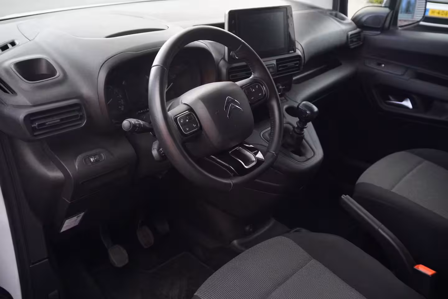 Citroën Berlingo 1.5 BlueHDi 100 S&S L1 / Carplay / Camera / Cruise control