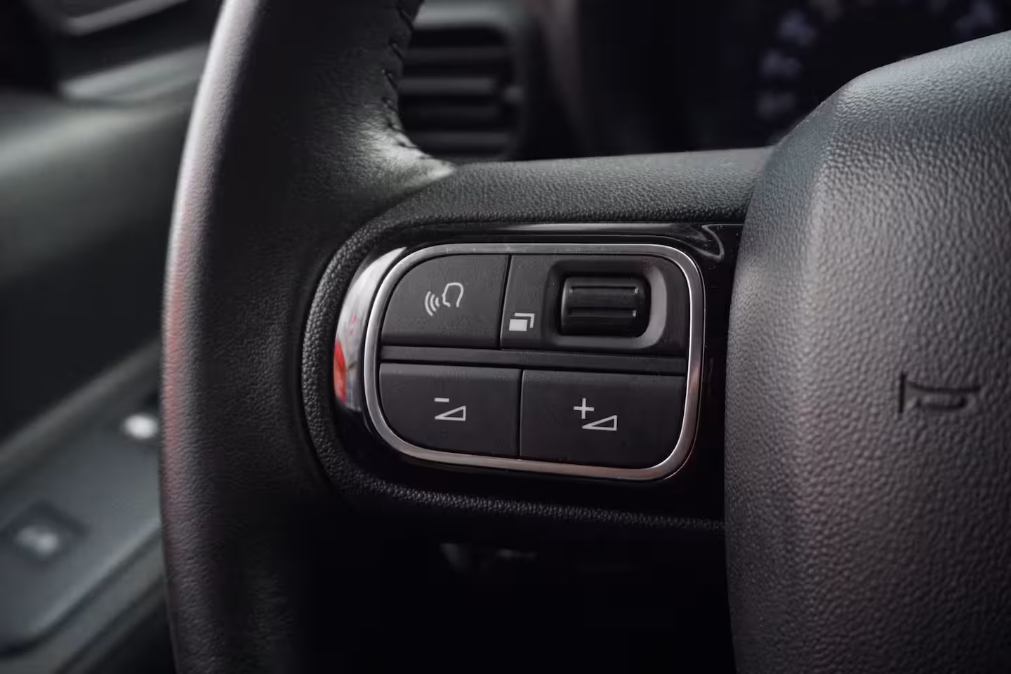 Citroën Berlingo 1.5 BlueHDi 100 S&S L1 / Carplay / Camera / Cruise control