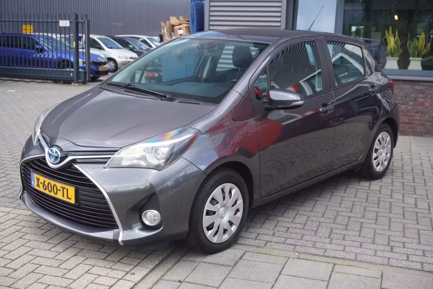 Toyota Yaris 1.5 Hybrid Aspiration / Camera / Climate control / Bluetooth