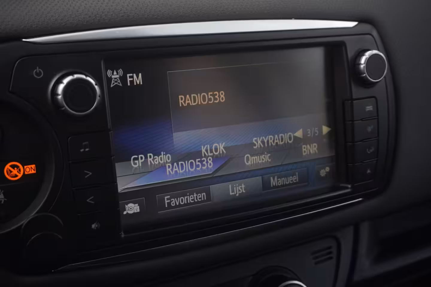Toyota Yaris 1.5 Hybrid Aspiration / Camera / Climate control / Bluetooth