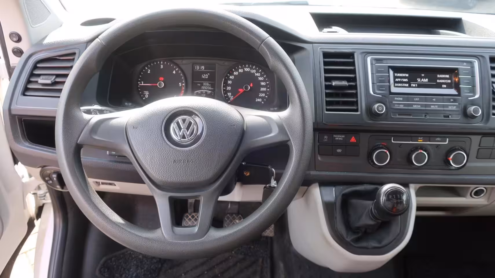 Volkswagen Transporter 2.0 TDI L2H1 DC Trendline Airco / Elek. ramen / Cruise control