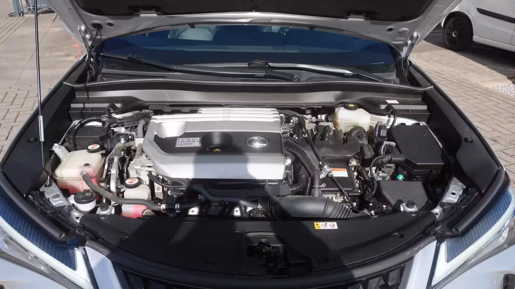 Lexus UX 250h Business Line