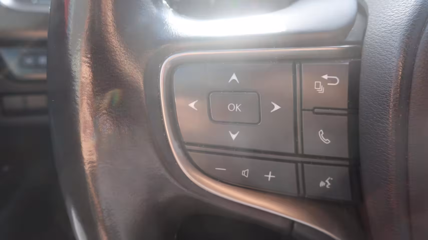 Lexus UX 250h Business Line