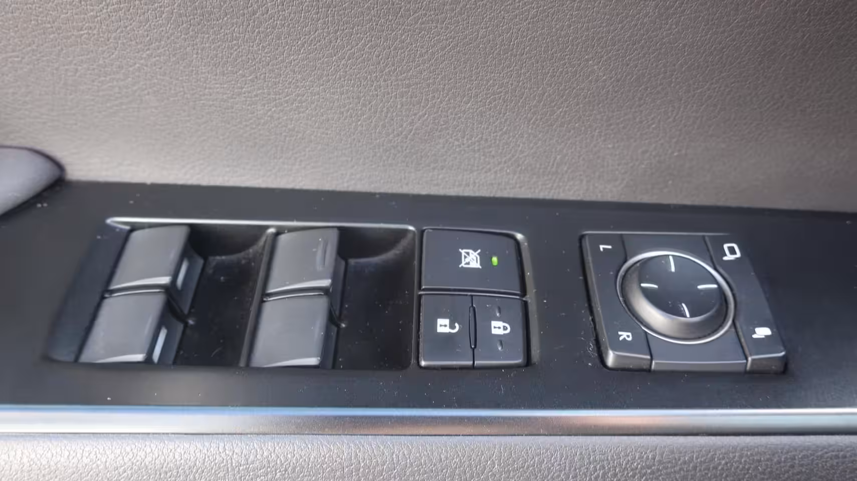 Lexus UX 250h Business Line