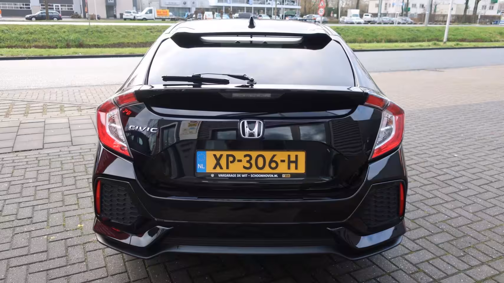 Honda Civic 1.0 i-VTEC Elegance / Achteruitrijcamera / Navi / Cruise