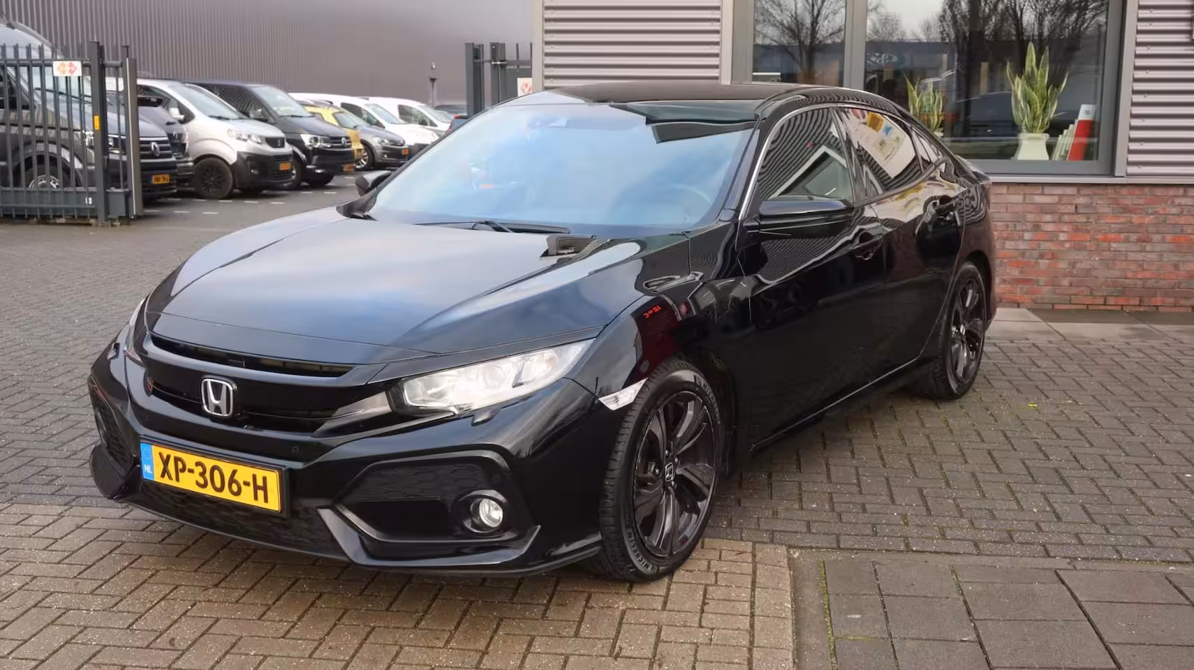 Honda Civic 1.0 i-VTEC Elegance / Achteruitrijcamera / Navi / Cruise