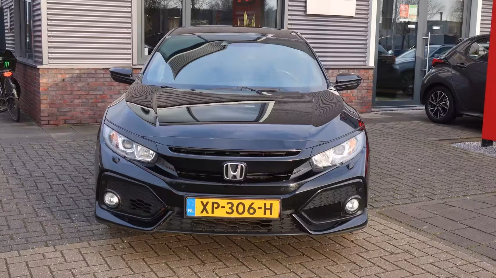 Honda Civic 1.0 i-VTEC Elegance / Achteruitrijcamera / Navi / Cruise