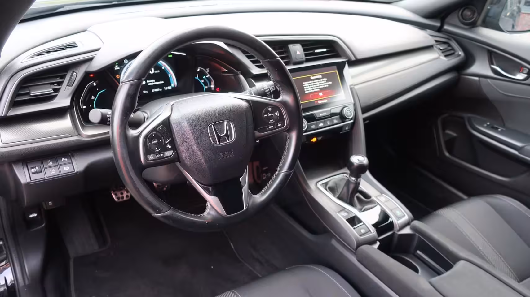 Honda Civic 1.0 i-VTEC Elegance / Achteruitrijcamera / Navi / Cruise