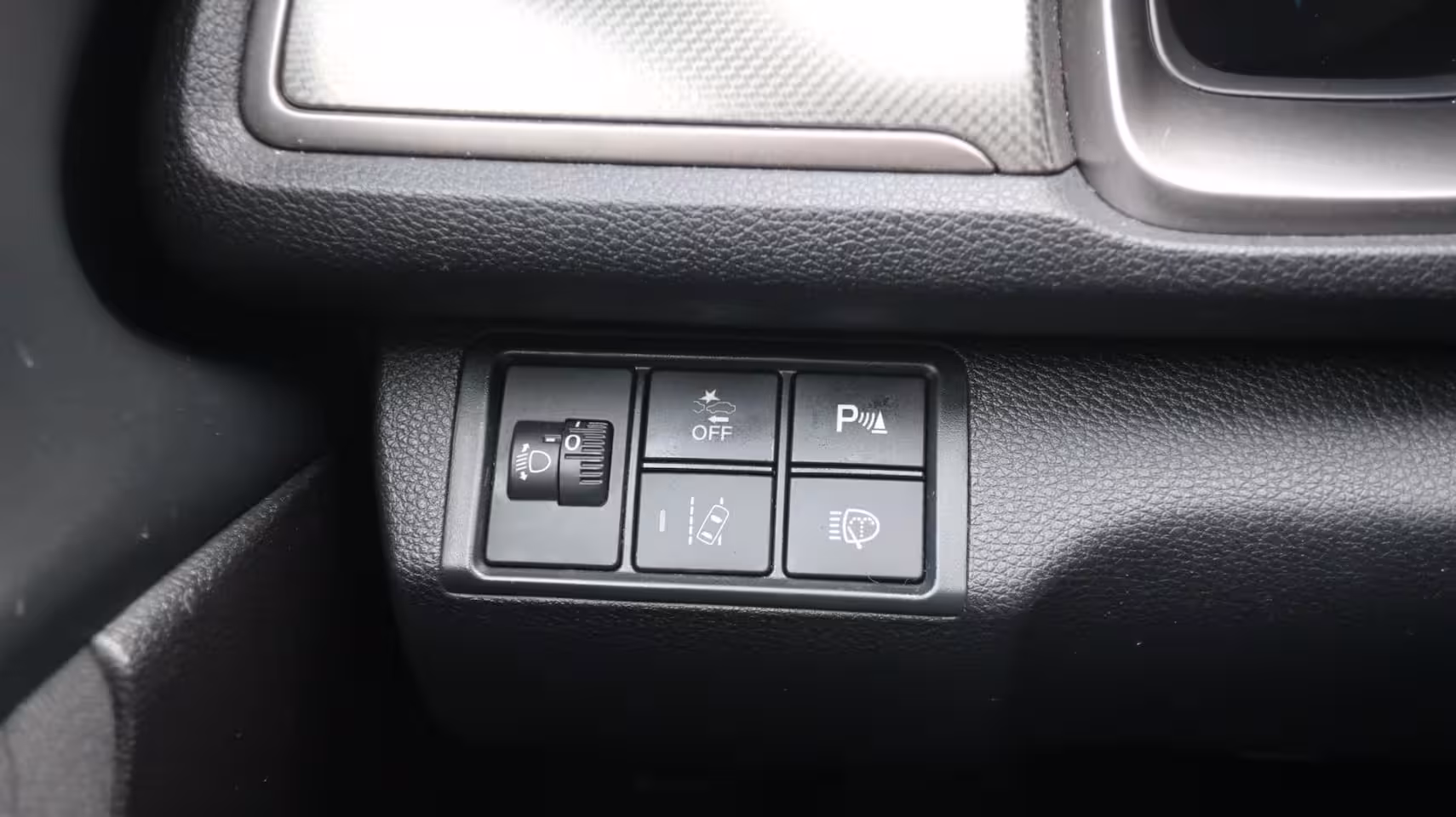 Honda Civic 1.0 i-VTEC Elegance / Achteruitrijcamera / Navi / Cruise
