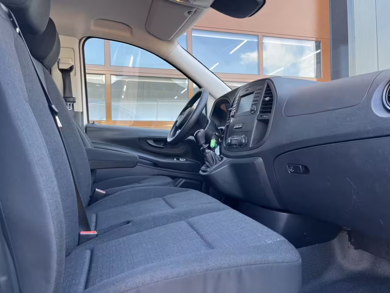 Mercedes-Benz Vito 110 CDI 102 pk E6 XL Extra Lang 3p Lease €253 p/m, Airco, Camera, laadbrug, onderhoudshist