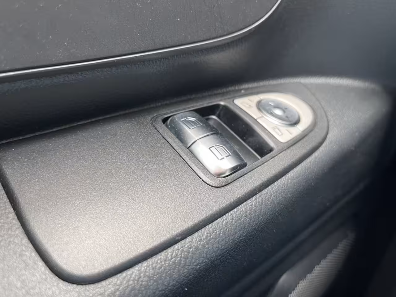 Mercedes-Benz Vito 110 CDI 102 pk E6 XL Extra Lang 3p Lease €253 p/m, Airco, Camera, laadbrug, onderhoudshist