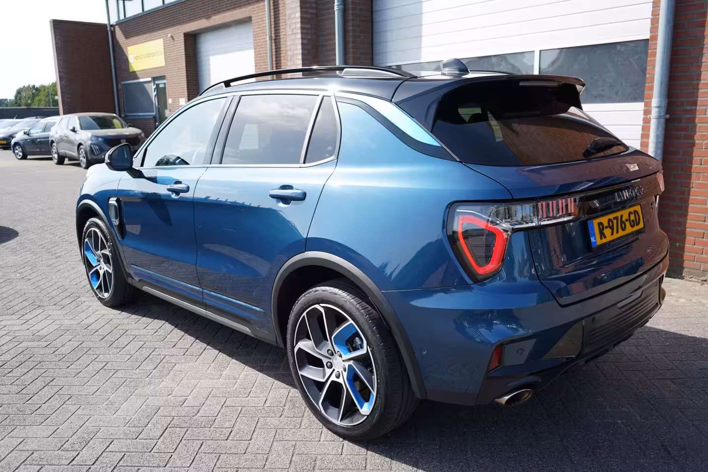 Lynk & Co 01 1.5 261PK 20X OP VOORRAAD ORIGINEEL NEDERLANDS DEALER ONDERHOUDEN 360CAMERA 6, 6KWH LADER