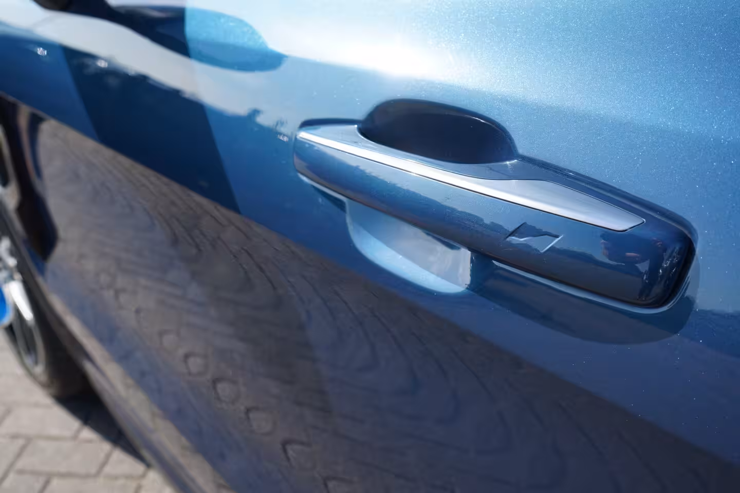 Lynk & Co 01 1.5 261PK 20X OP VOORRAAD ORIGINEEL NEDERLANDS DEALER ONDERHOUDEN 360CAMERA 6, 6KWH LADER