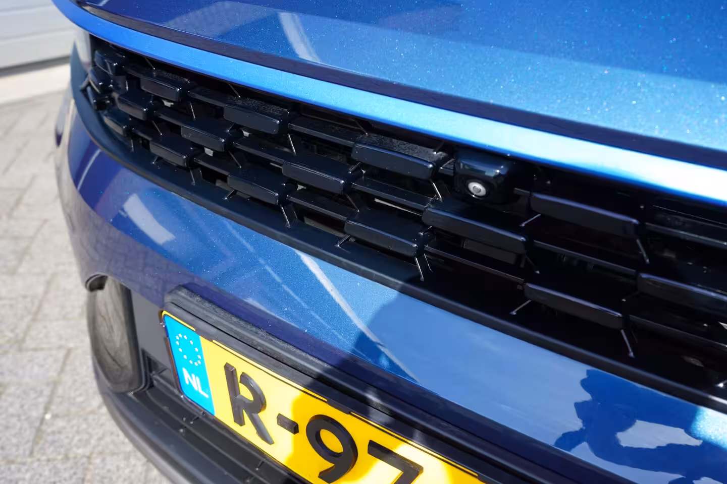 Lynk & Co 01 1.5 261PK 20X OP VOORRAAD ORIGINEEL NEDERLANDS DEALER ONDERHOUDEN 360CAMERA 6, 6KWH LADER