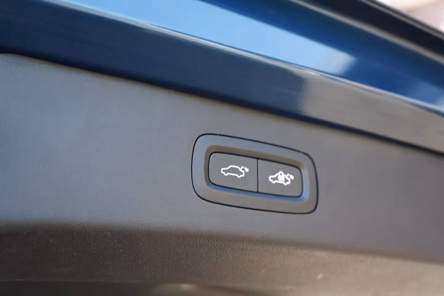 Lynk & Co 01 1.5 261PK 20X OP VOORRAAD ORIGINEEL NEDERLANDS DEALER ONDERHOUDEN 360CAMERA 6, 6KWH LADER