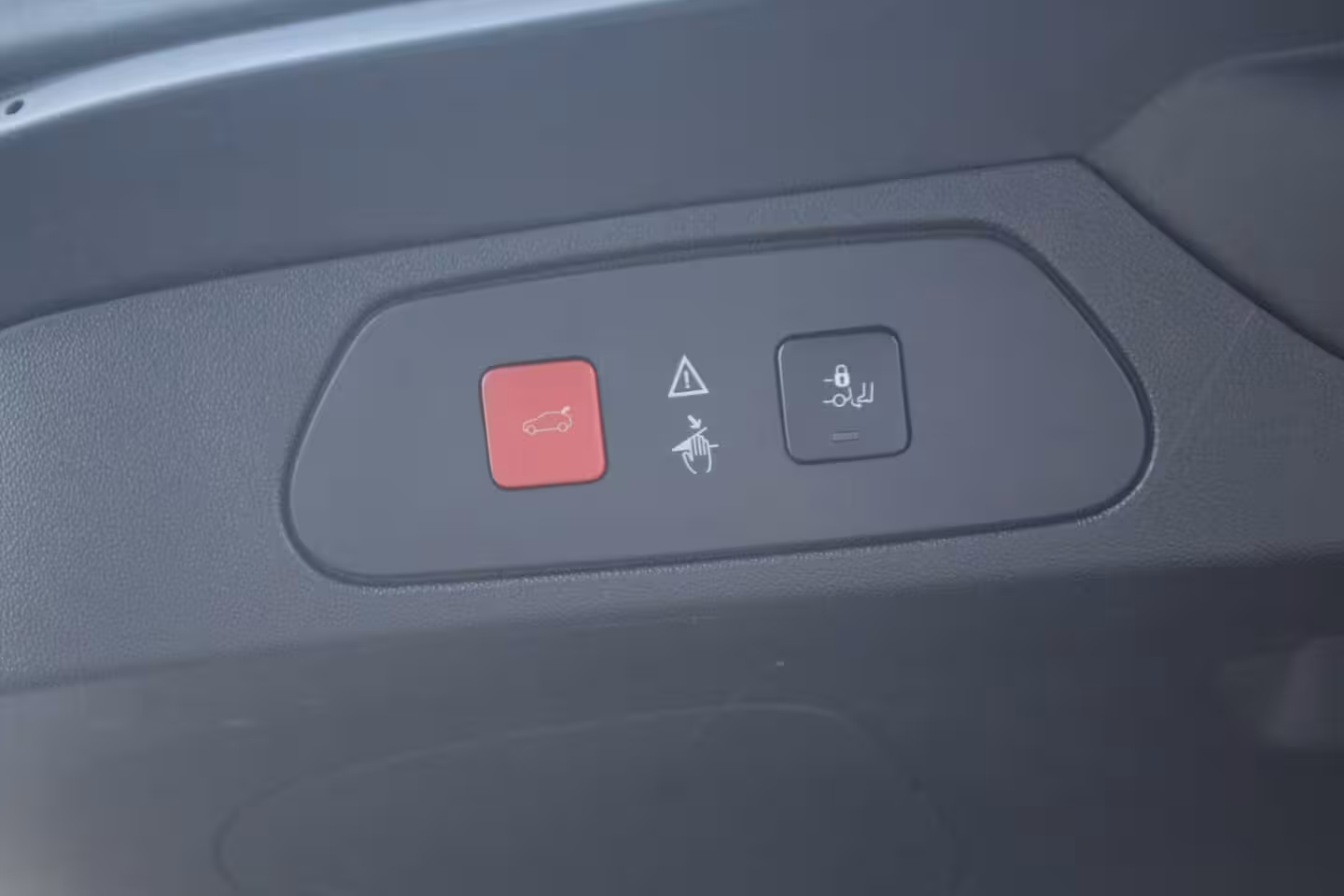 Opel Grandland X 1.2 Turbo Innovation | Automaat | Trekhaak | Camera | Elektrische klep | Carplay | NAP |