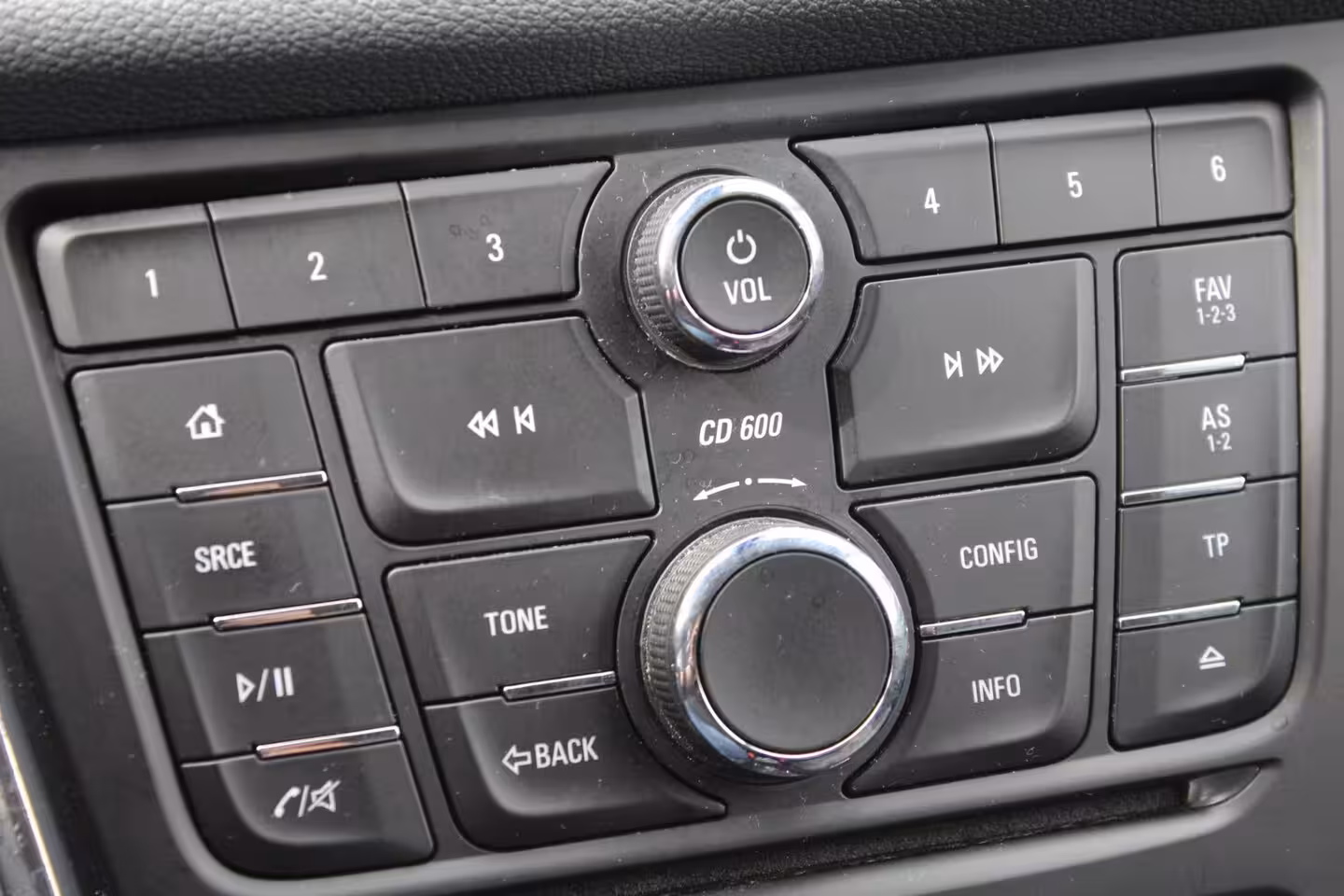 Opel Mokka 1.6 Selection | Trekhaak | Stoel / Stuurverwarming | Clima / Cruise control | PDC | Leder