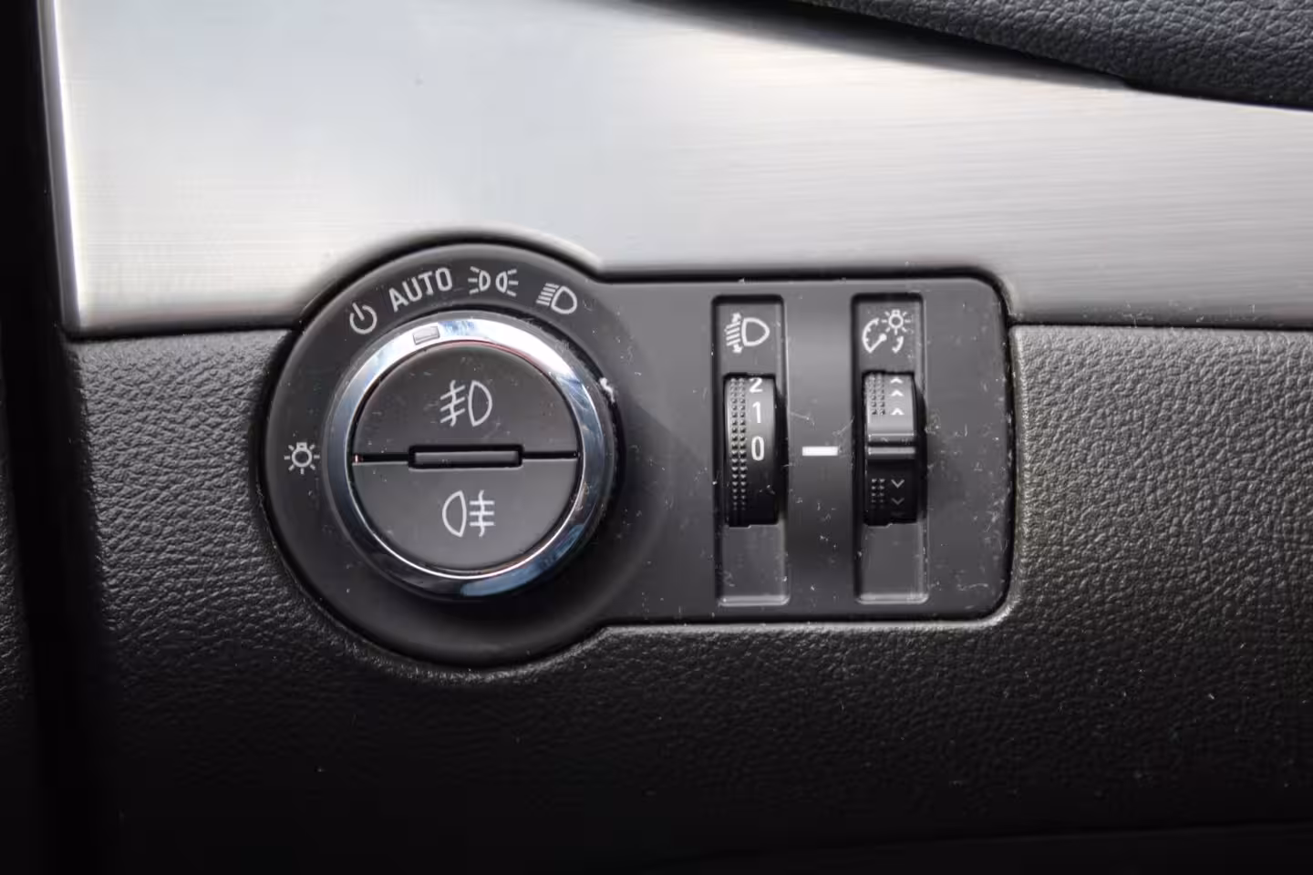 Opel Mokka 1.6 Selection | Trekhaak | Stoel / Stuurverwarming | Clima / Cruise control | PDC | Leder
