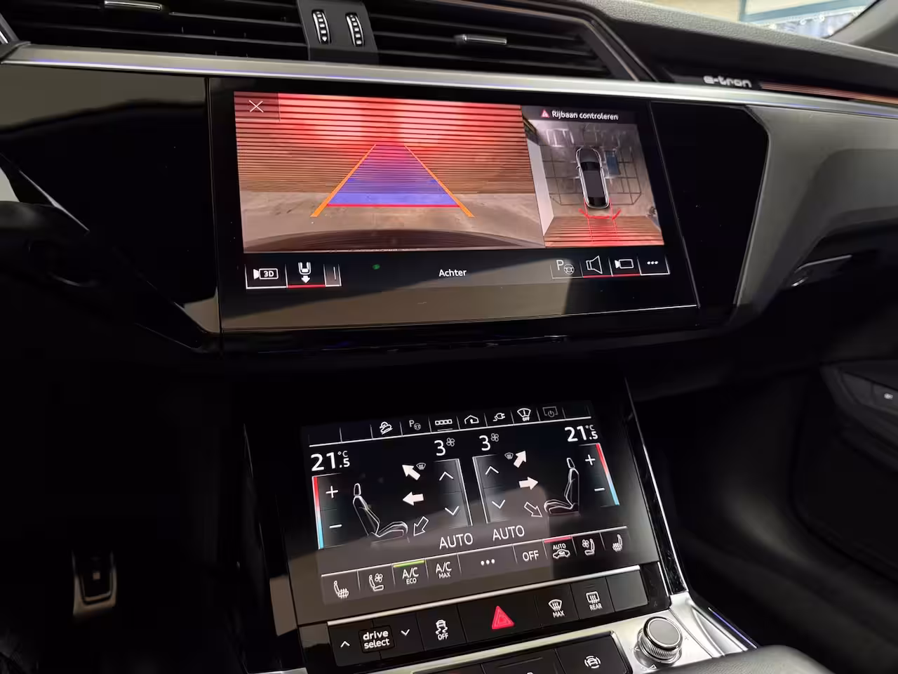 Audi Q8 Sportback e-tron 50 quattro S Edition 95 kWh | Pano | B&O| 22” | Massage | Adaptive Cruise | Matrix LED