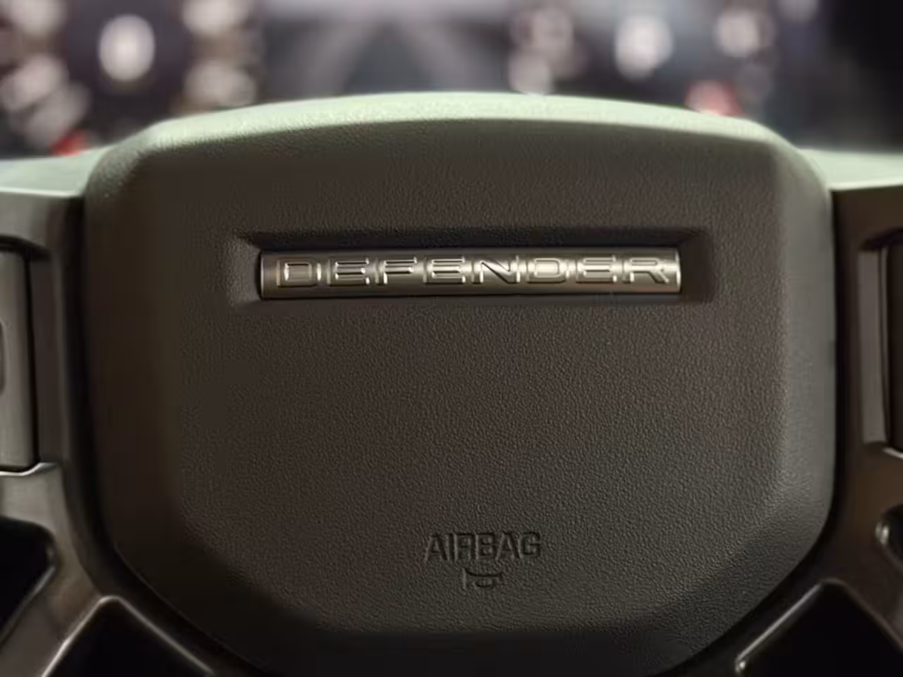Land Rover Defender 110 2.0 D200 110 | Pano | PPF | Meridian | Trekhaak | Carplay | Geel kenteken