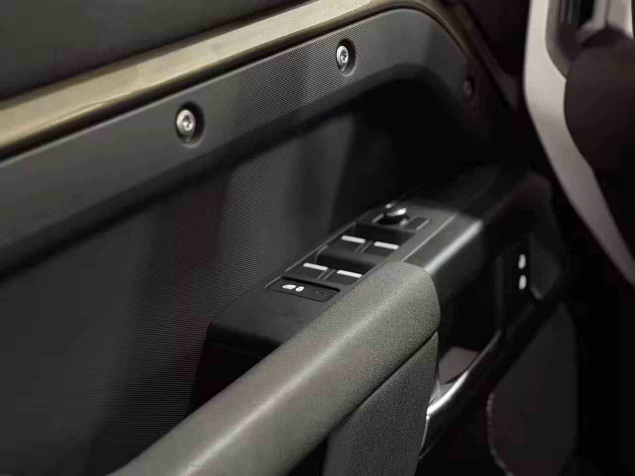 Land Rover Defender 110 2.0 D200 110 | Pano | PPF | Meridian | Trekhaak | Carplay | Geel kenteken