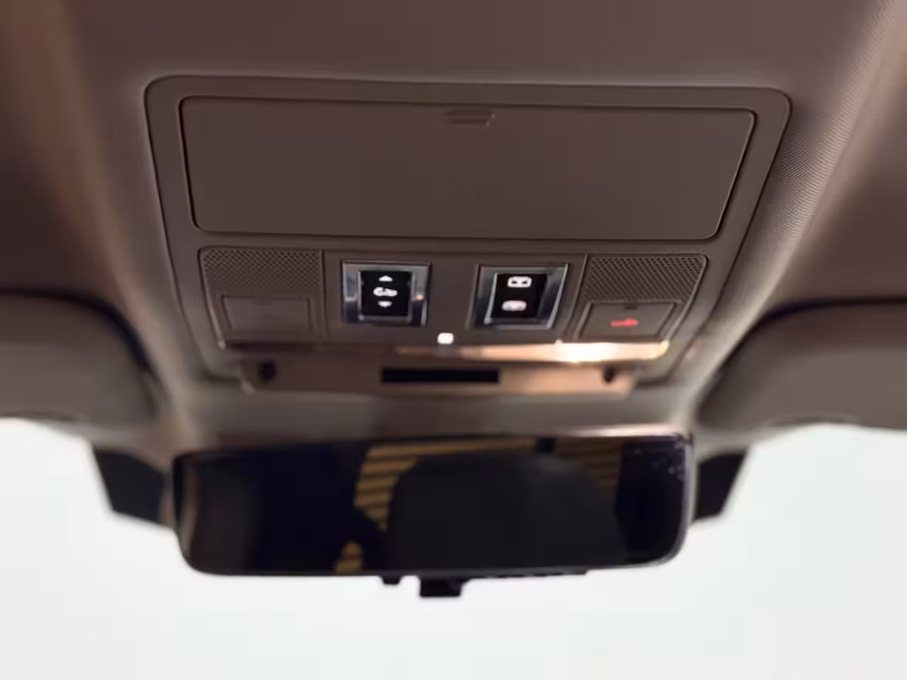 Land Rover Defender 110 2.0 D200 110 | Pano | PPF | Meridian | Trekhaak | Carplay | Geel kenteken