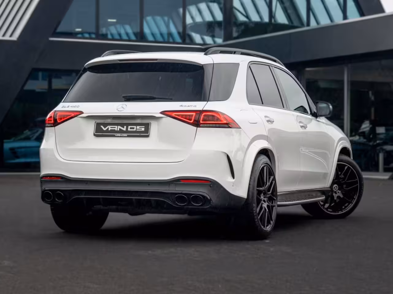 Mercedes-Benz GLE-Klasse GLE 450 4Matic AMG Line | NIGHT | Pano | Luchtvering | Trekhaak
