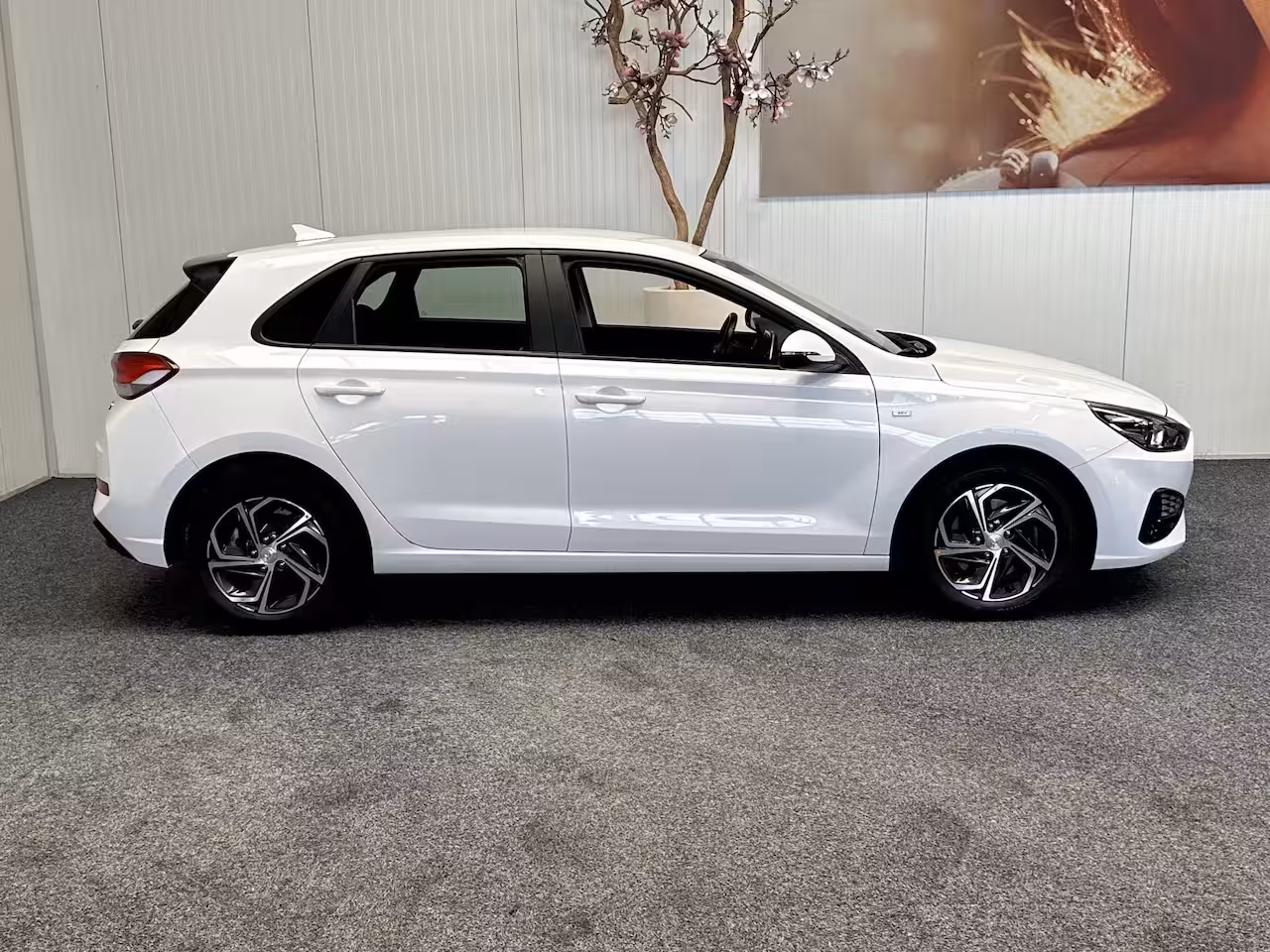 Hyundai i30 1.0 T-GDi MHEV COMFORT AUTOMAAT CRUISE CONTROL AIRCO ACHTERUITRIJCAMERA APPLE CARPLAY/ANDR