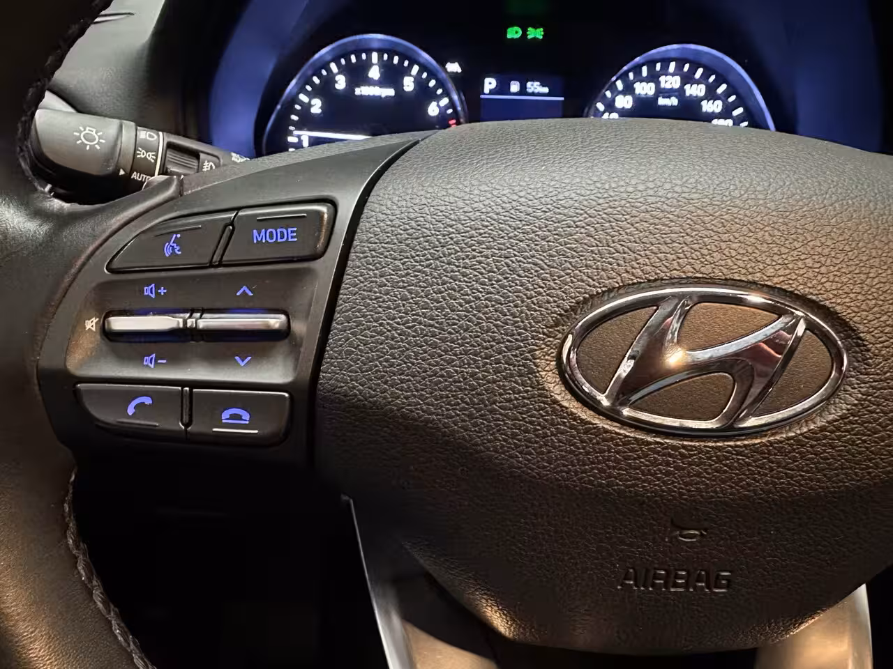Hyundai i30 1.0 T-GDi MHEV COMFORT AUTOMAAT CRUISE CONTROL AIRCO ACHTERUITRIJCAMERA APPLE CARPLAY/ANDR
