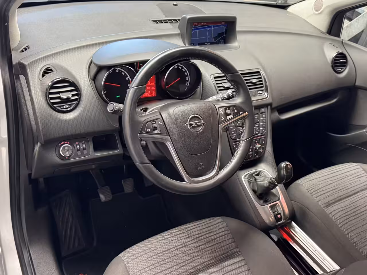Opel Meriva 1.4 TURBO BUSINESS+ NAVIGATIE CRUISE CONTROL CLIMATE CONTROL BLUETOOTH 16" LICHTMETALEN VE