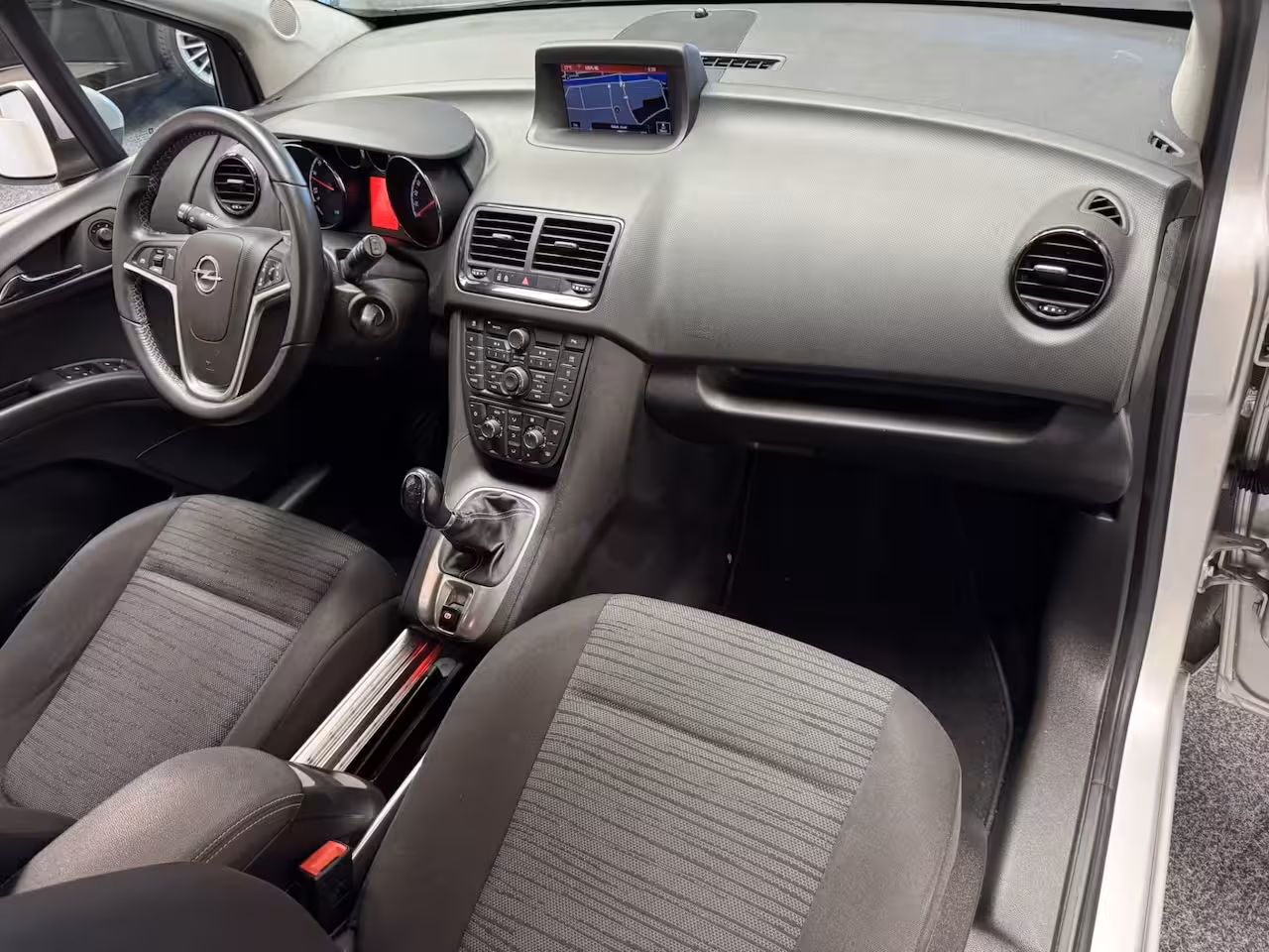 Opel Meriva 1.4 TURBO BUSINESS+ NAVIGATIE CRUISE CONTROL CLIMATE CONTROL BLUETOOTH 16" LICHTMETALEN VE