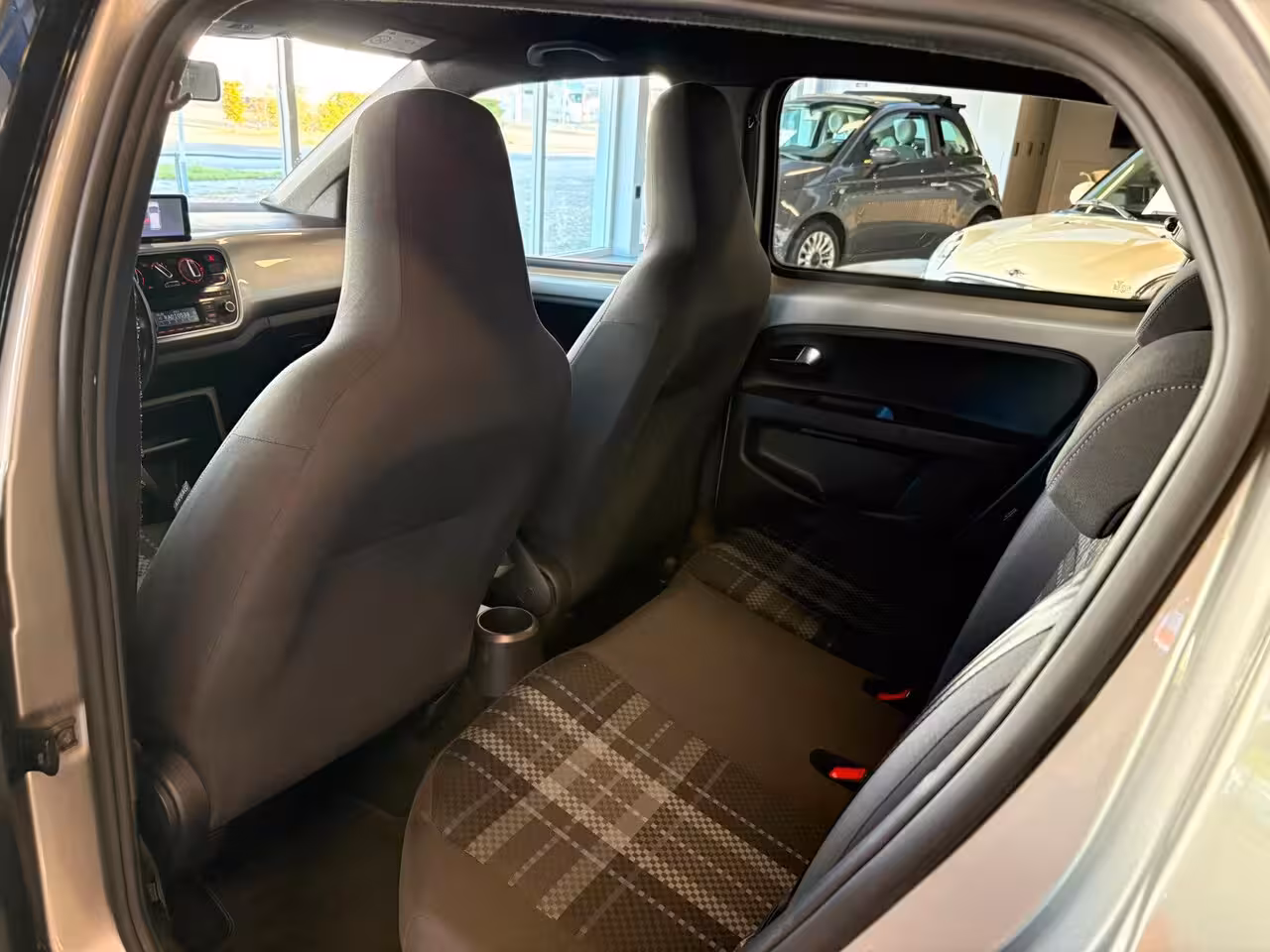 Volkswagen Up! 1.0 cheer up