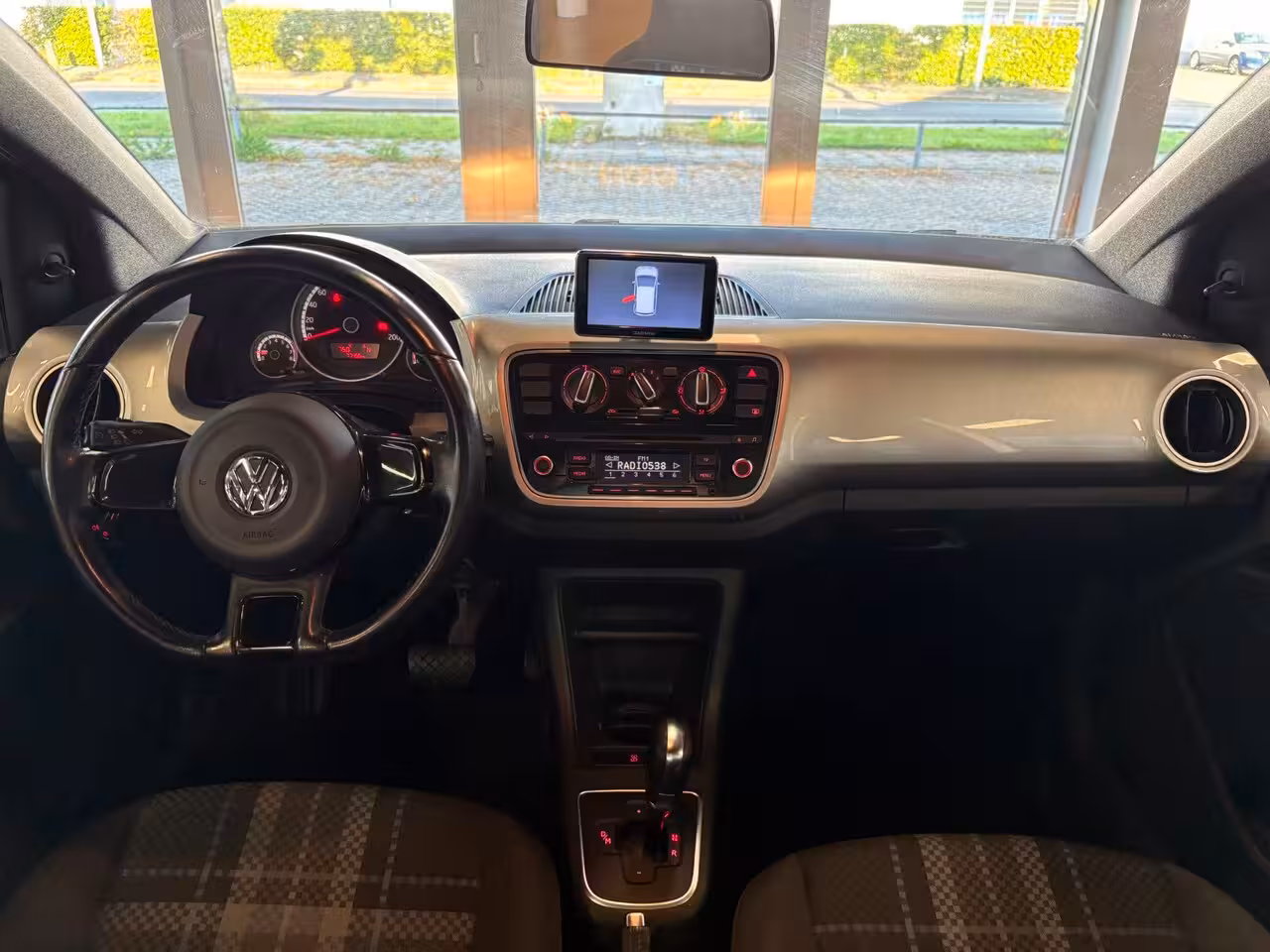 Volkswagen Up! 1.0 cheer up