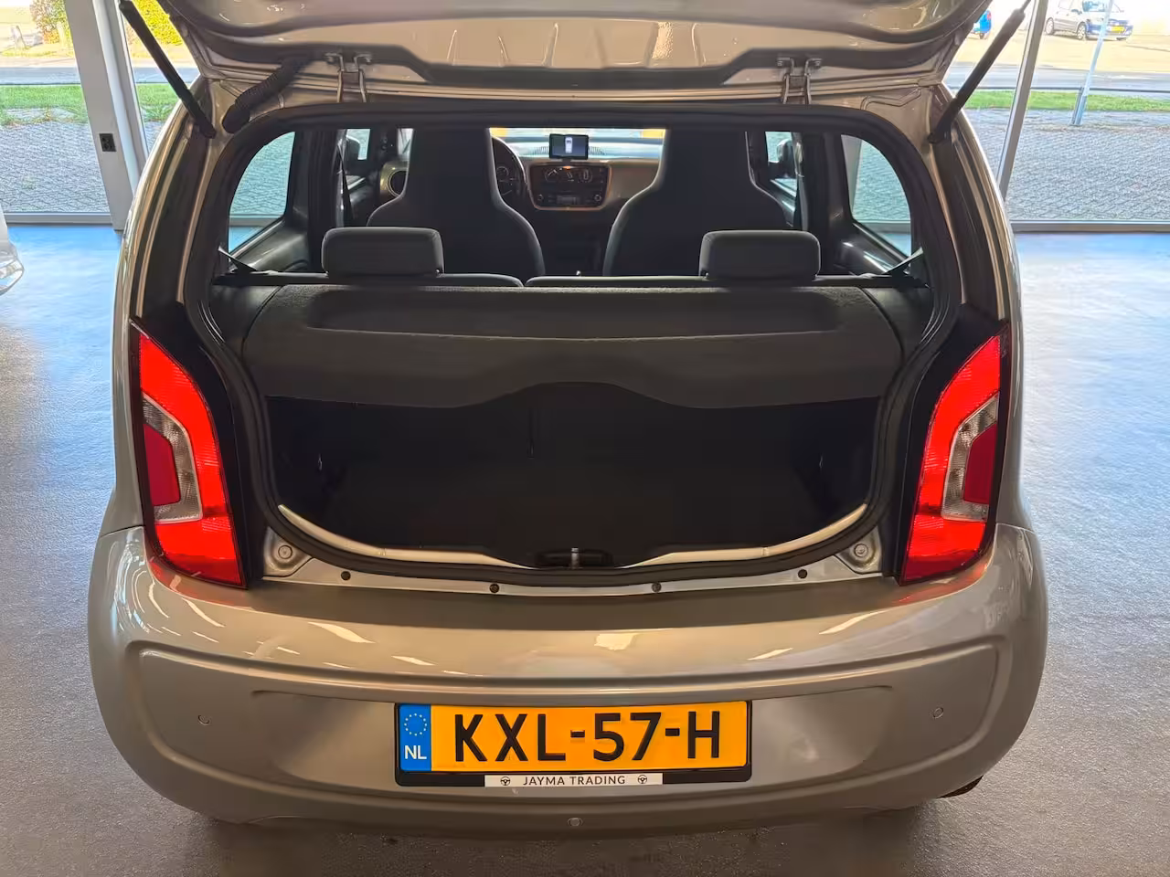 Volkswagen Up! 1.0 cheer up