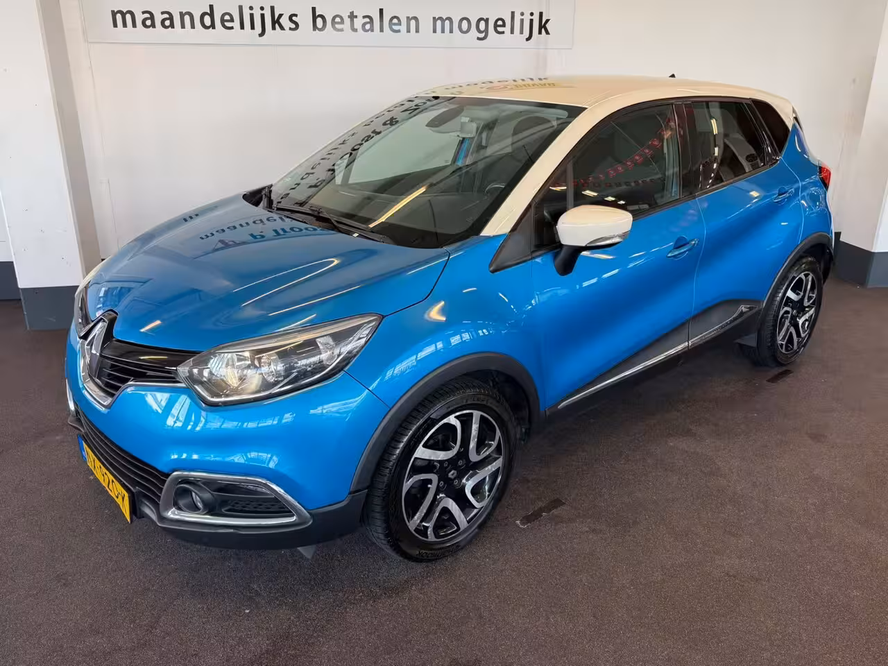Renault Captur 0.9 TCe Dynamique | Cruise control | Climate control | Keyless | Navigatie | LM Velgen | H