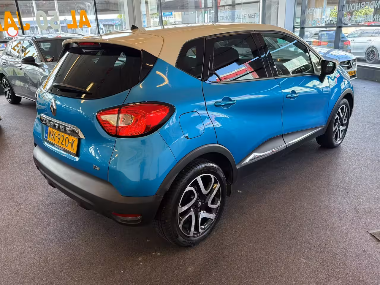 Renault Captur 0.9 TCe Dynamique | Cruise control | Climate control | Keyless | Navigatie | LM Velgen | H