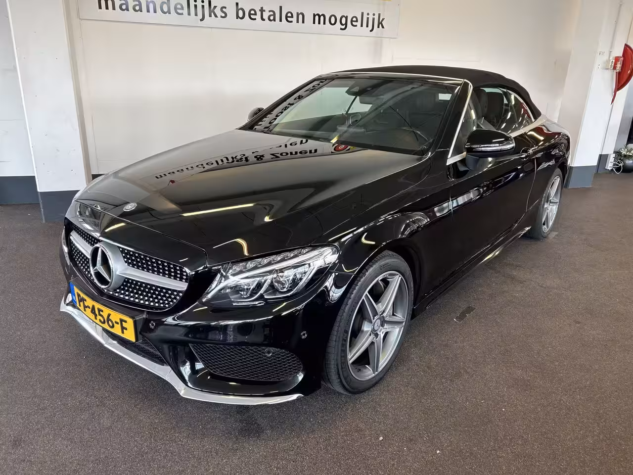 Mercedes-Benz C-klasse Cabrio 250 Edition 1 AMG | Cruise control | Climate control | Lane assist | Airscarf | Stoelverwa