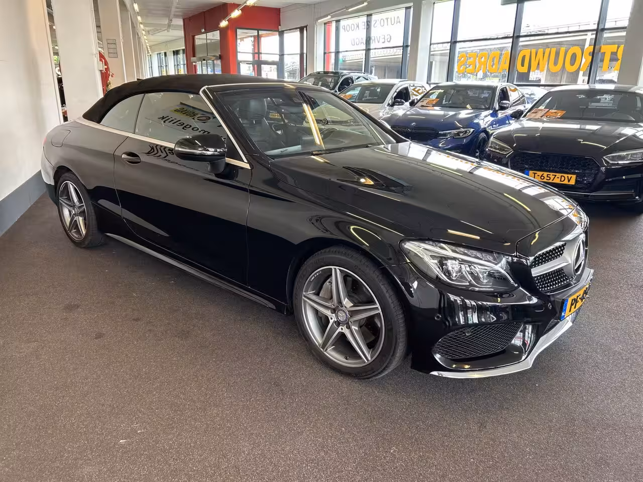 Mercedes-Benz C-klasse Cabrio 250 Edition 1 AMG | Cruise control | Climate control | Lane assist | Airscarf | Stoelverwa