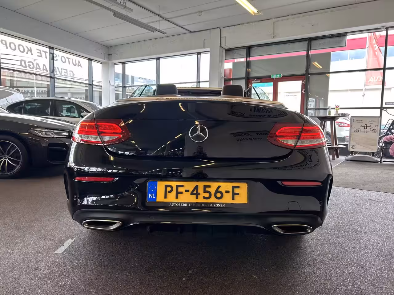 Mercedes-Benz C-klasse Cabrio 250 Edition 1 AMG | Cruise control | Climate control | Lane assist | Airscarf | Stoelverwa