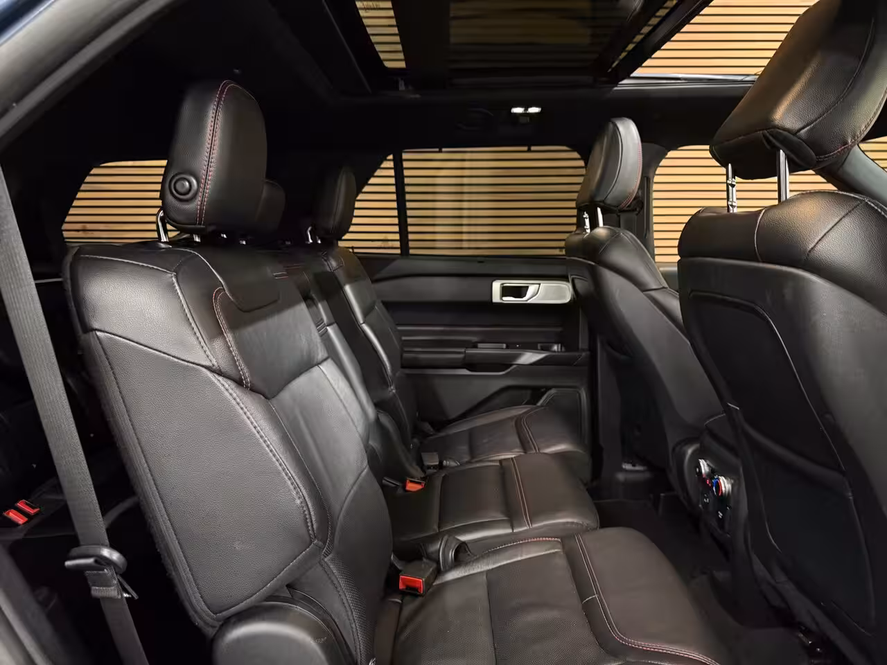 Ford Explorer 3.0 V6 PHEV ST-Line | 7p. | Black Style | Vol | Pano | Trekhaak | Winter Pack | B&O | ACC