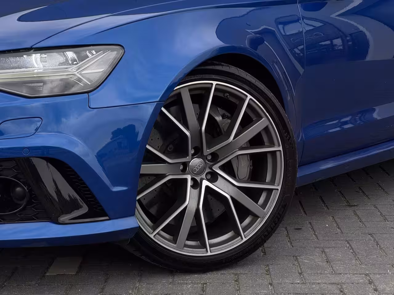 Audi RS6 Avant 4.0 TFSI RS 6 Performance | Pano | Keramisch| HUD | 360 | Carbon |